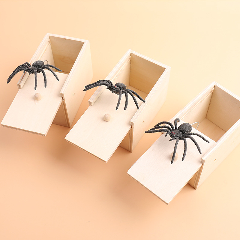 Tricky Toy Simulation Spider W - Insect Hotel Wood のレビューと価格