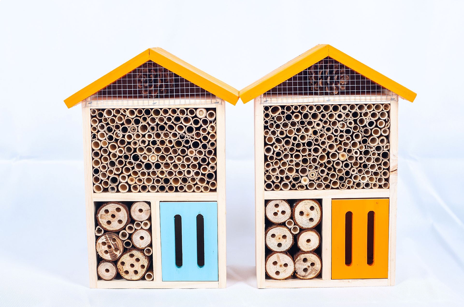 Custom Wooden Insect Hotel Han - Insect Hotel Wood のレビューと価格